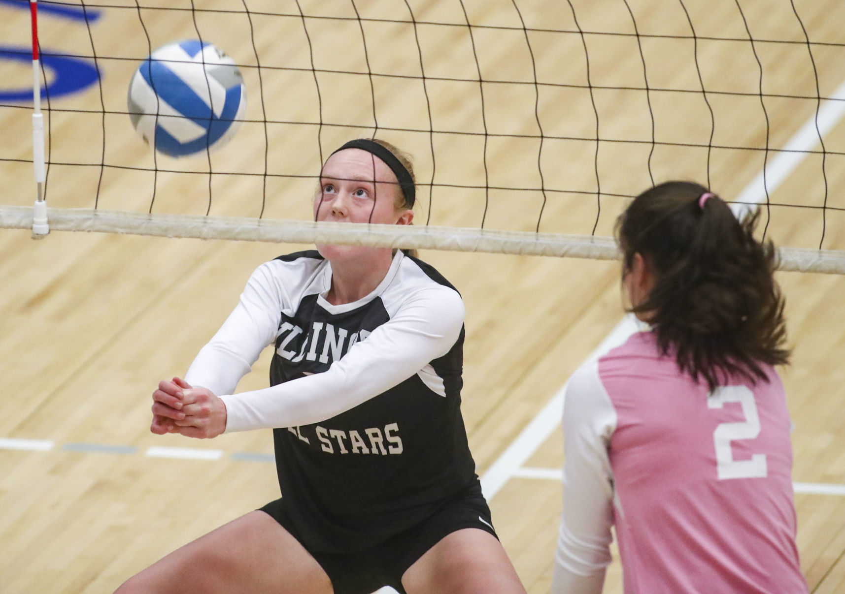 111918-volleyball-023